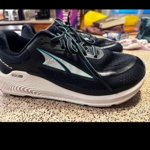 Altra paradigm 6 ladies